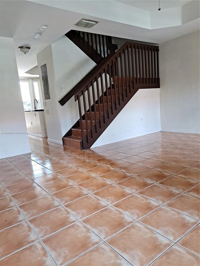 Photo - 632 SW 107th Ave Unit #606 2 STORIES CONDO