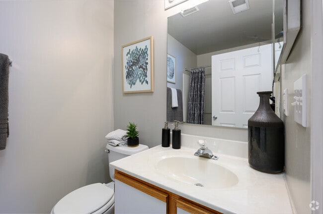 2BR, 2BA