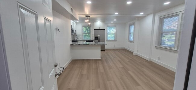 Photo - 5575 Ogontz Ave Unit First Floor