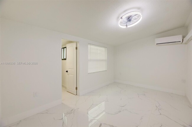 Photo - 20201 SW 117th Ct Unit 0