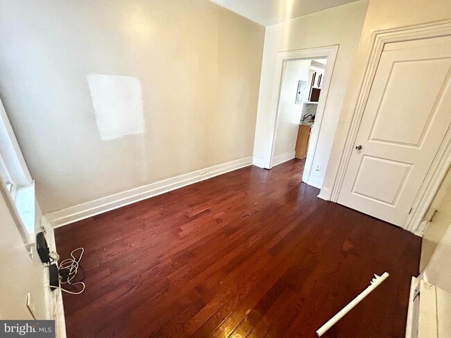 Building Photo - 1819 W Oxford St Unit 4 Rental