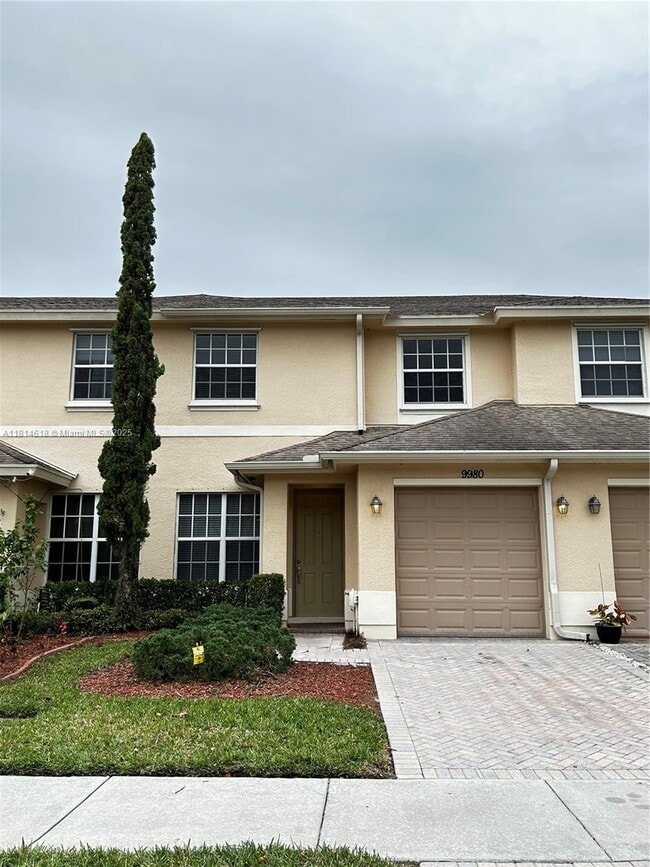 Photo - 9980 E Villa Cir Townhome
