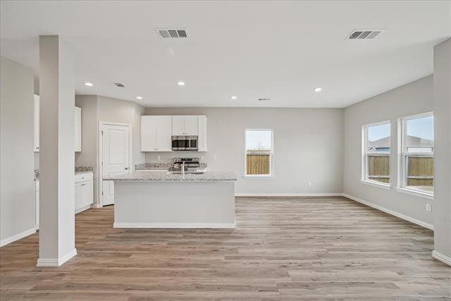 1613 Buchanan Dr