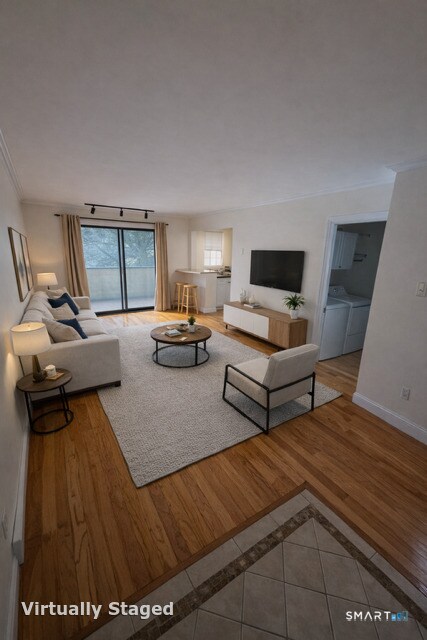 Photo - 8 Oakwood Ave Unit APT C3