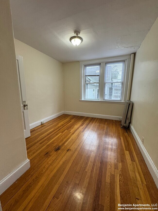 Photo - 5 Barrows St Unit 4a