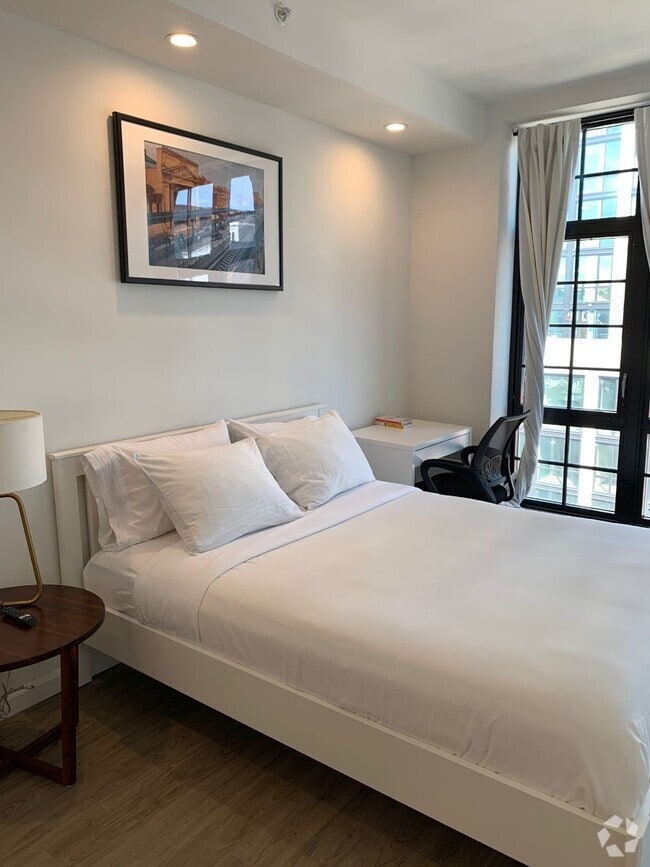 Building Photo - 138 Bowery Unit 8B Rental