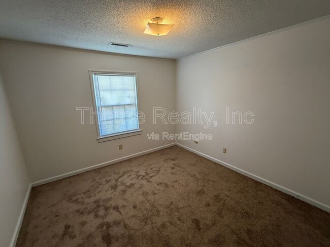 Photo - 2206 Candlewood Dr SW Unit B