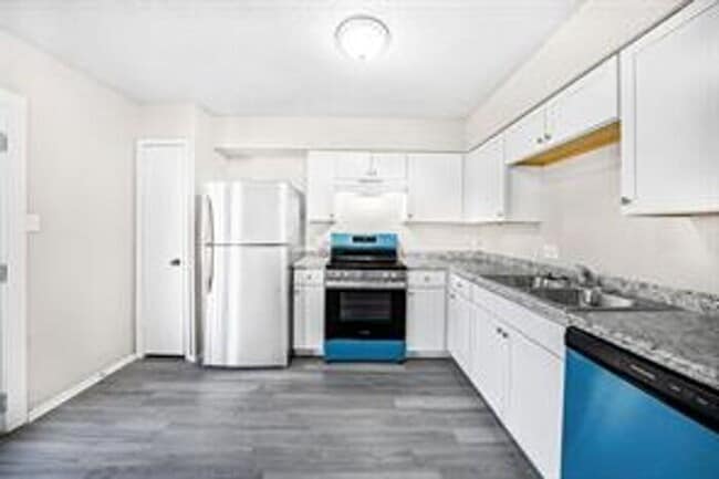 Photo - 1111 W Rundberg Ln