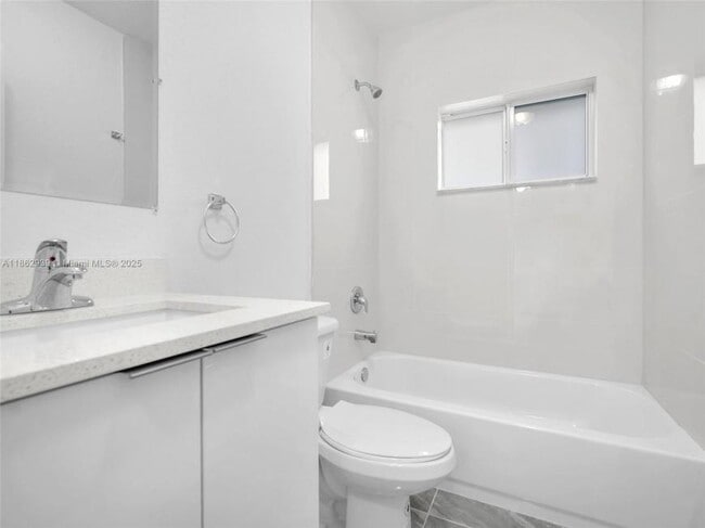 Photo - 3 bedroom in Miami FL 33142