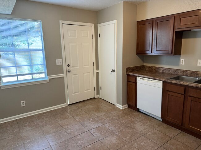 748-750 Marley Way