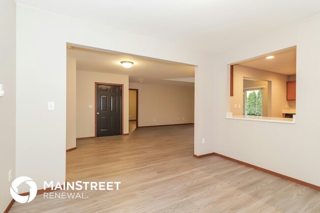 Photo - 1424 202nd St Ct E