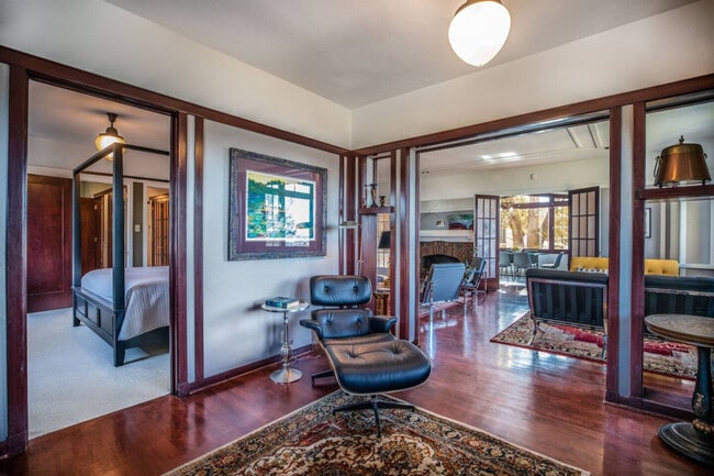 Photo - 420 N Main St Unit SI ID1597567P