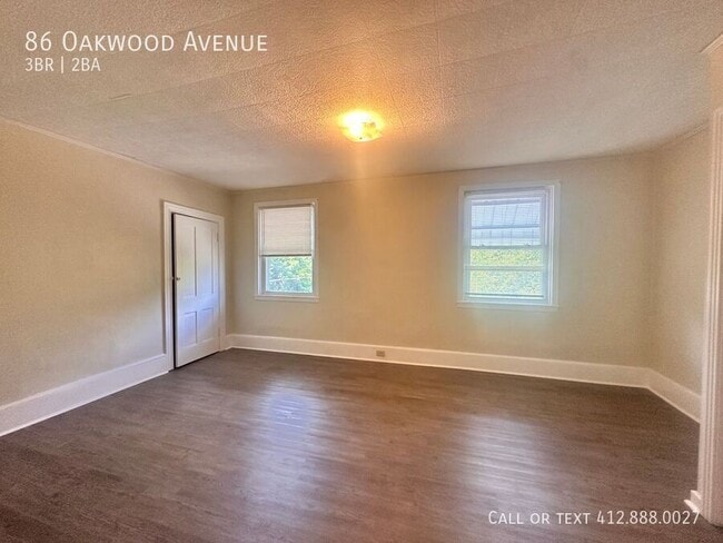Photo - 86 Oakwood Ave