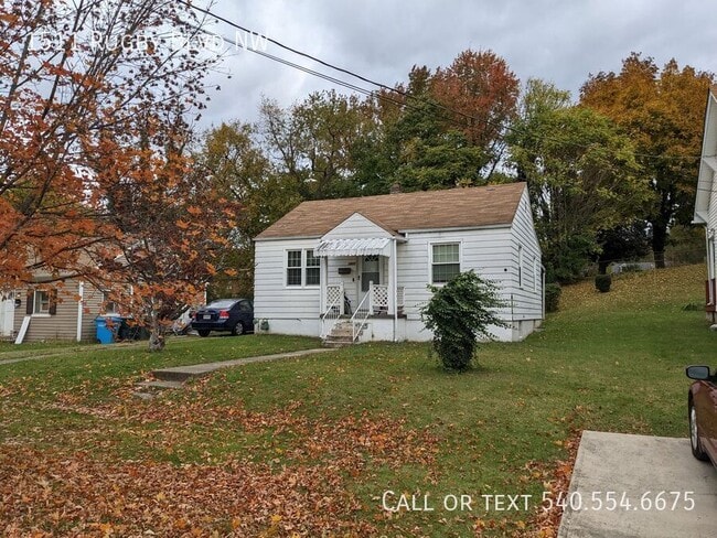 Photo - 1511 Rugby Blvd NW House