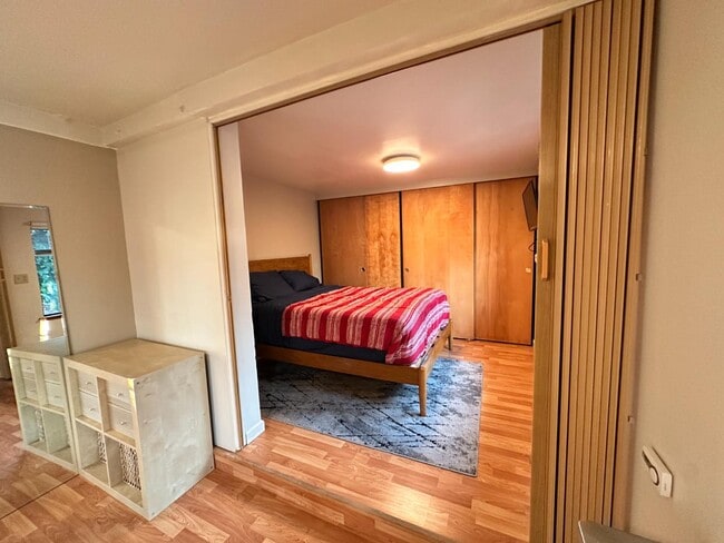 Photo - 327 Woodland Park