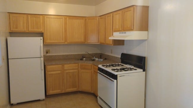 Kensington Square Apartments