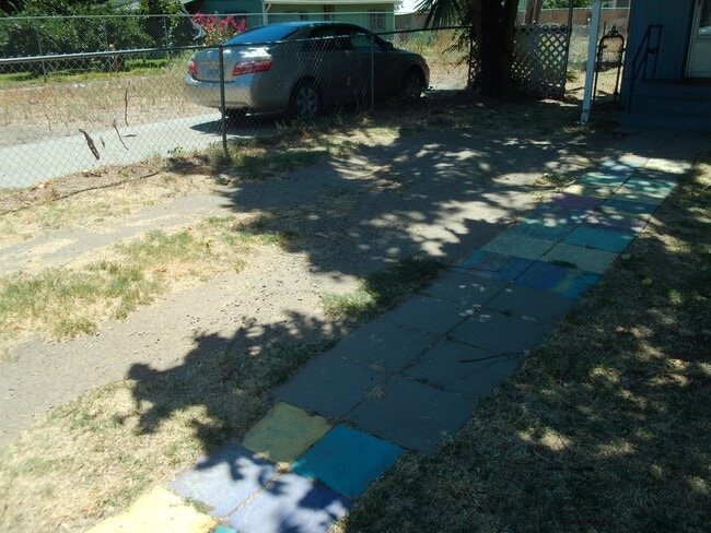 Photo - 5934 Cohn Ave