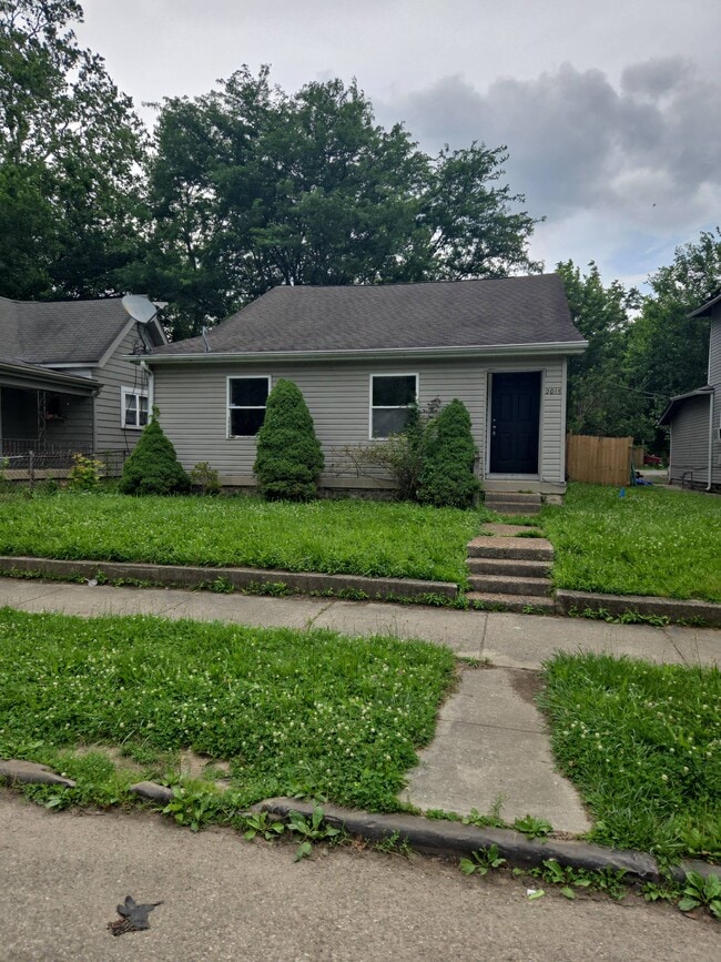Photo - 2015 Lasalle St Casa