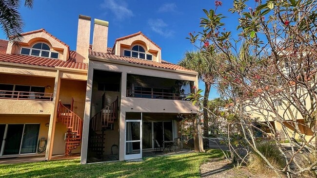 Photo - 1635 Royal Palm Dr S