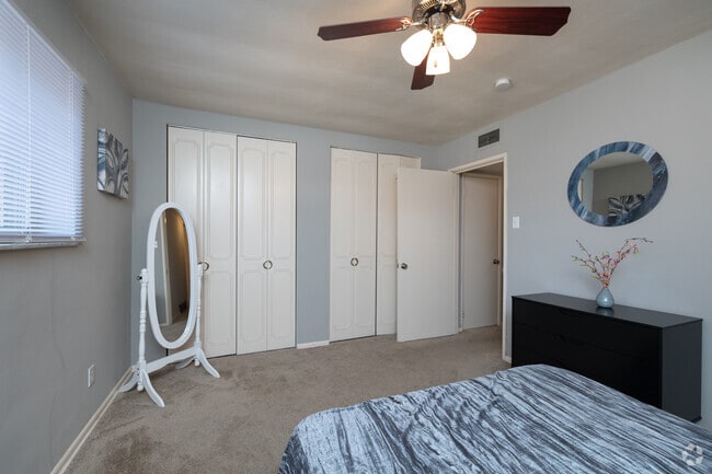 2BR, 1BA - 932SF - Primary Bedroom - Parkshire Apartment