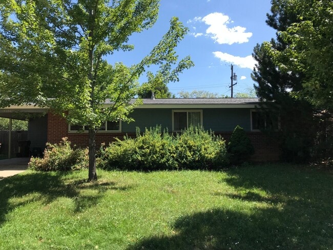 Photo - 3 Bed 1 Bath Ranch Home in Martin Acres!  Large Backyard!