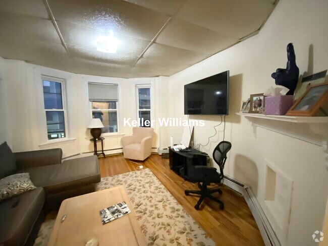 Building Photo - 20 Howell St Unit 2 Rental