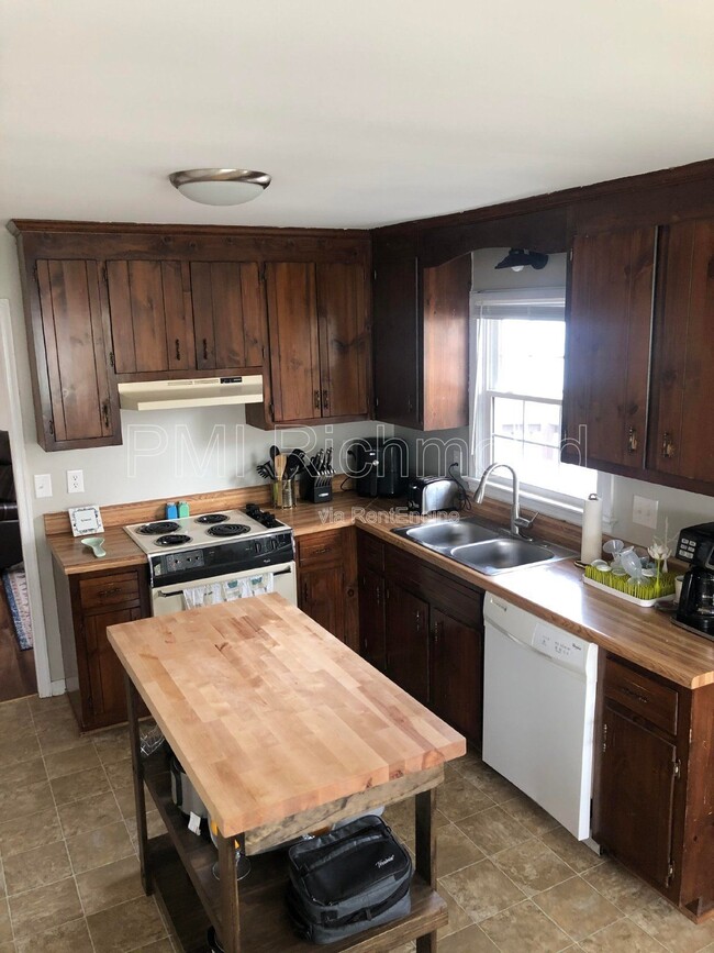 Photo - 1703 Danhurst Dr