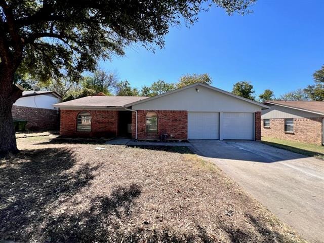 Building Photo - 6016 Hillcrest Dr Rental
