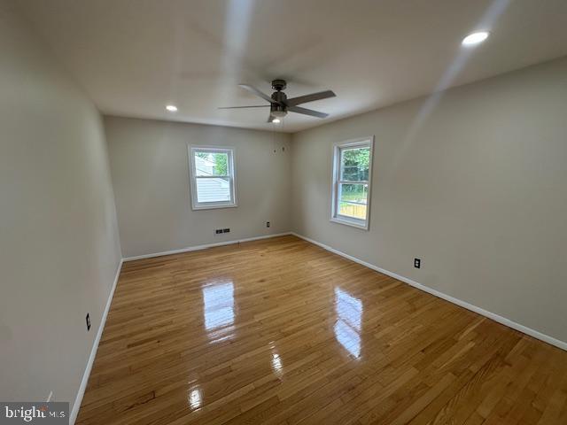 Photo - 1828 Wycliffe Rd