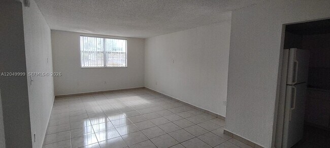 Photo - 666 W 81st St Unit 107