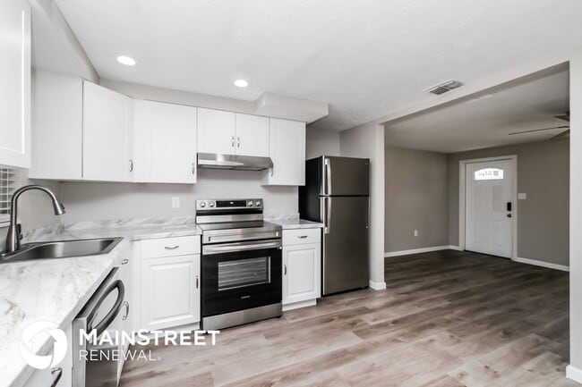 Photo - 7323 Cypress Dr