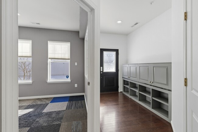 Photo - 1137 Red Hawk Way