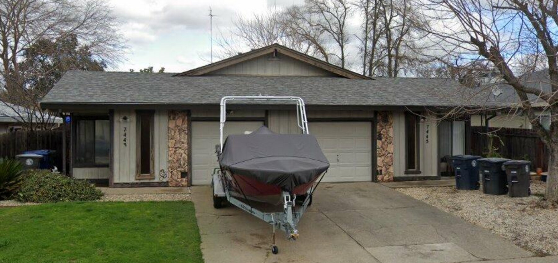 Adorable 2/1 Duplex w/Single Car Garage! ... - Adorable 2/1 Duplex w/Single Car Garage!  ... House