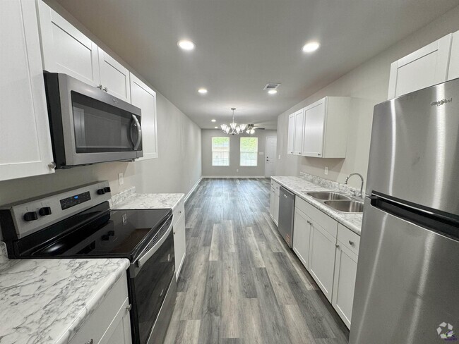 Building Photo - 507 Young Ave Rental
