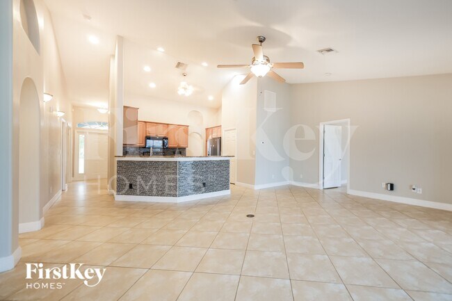 Photo - 346 NE 23rd St