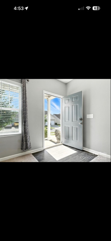 Photo - 940 Von Buren Blvd