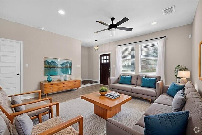 Building Photo - 2025 Arendale Dr Rental