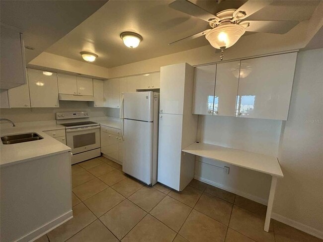 Photo - 400 Island Way Unit 404