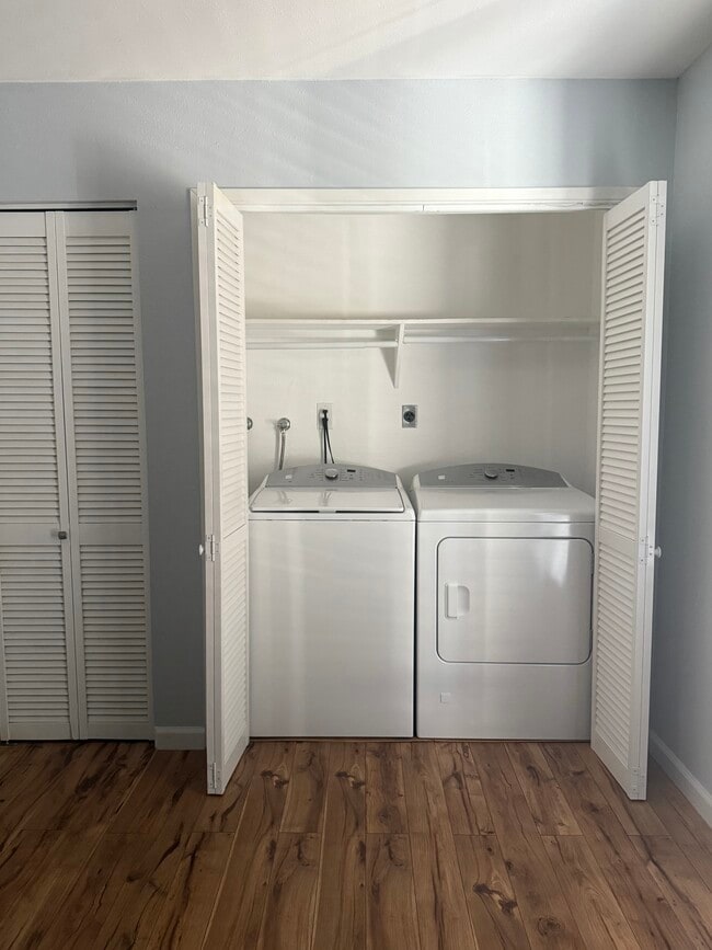 Photo - 1886 Fairway Park Unidad B