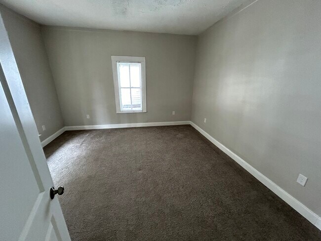 Photo - 1431 Evergreen Ave House
