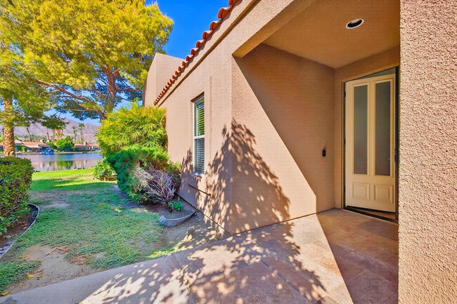 Photo - 124 Lakeshore Dr