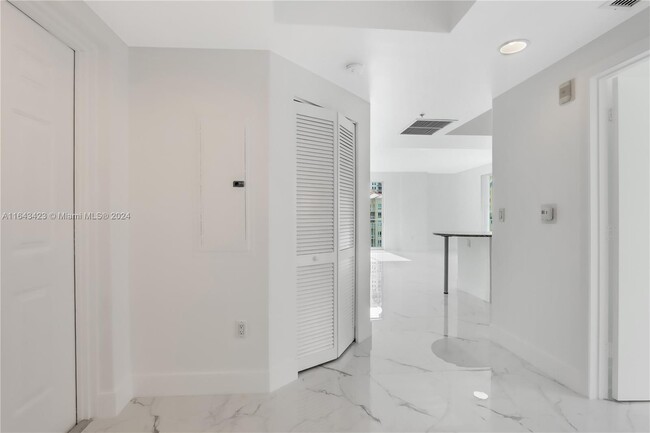 Photo - 7290 SW 90th St Condominio Unidad F-604