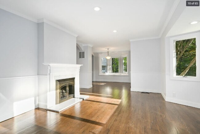 Photo - 109 Taft Crescent
