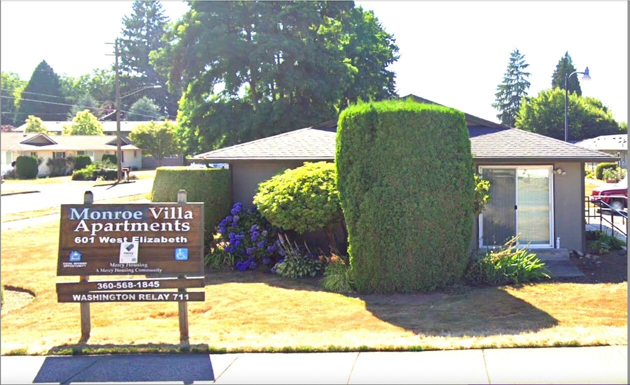 Photo - 601 W Elizabeth St