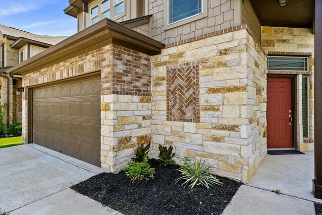 Photo - 9413 Tanager Way