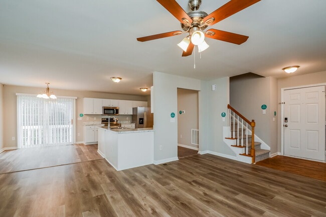 Photo - 713 Marjam Ln