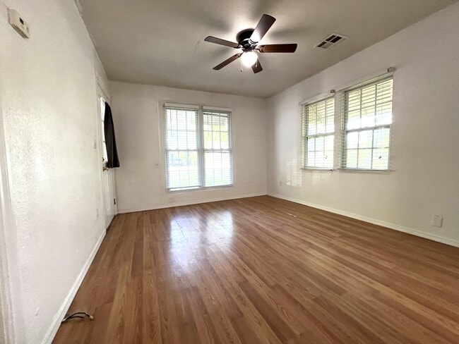 Photo - 507 E Symmes St