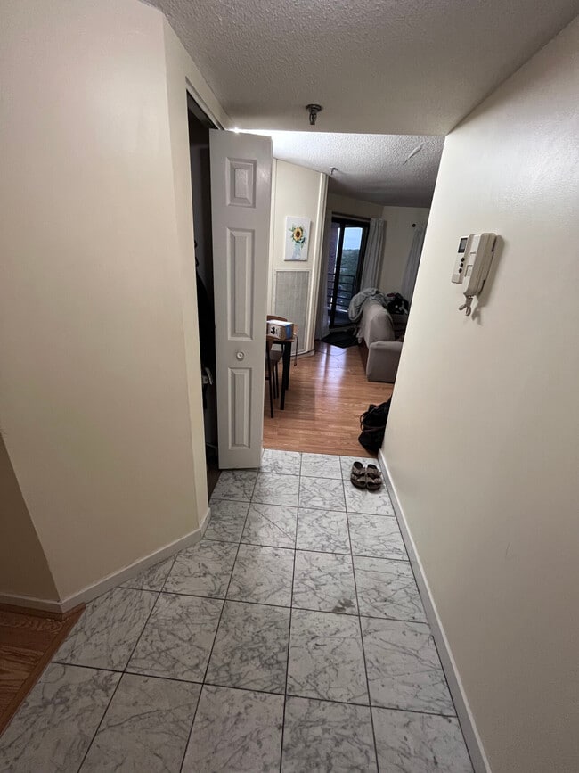 Photo - 153 Kelton St Unit 507