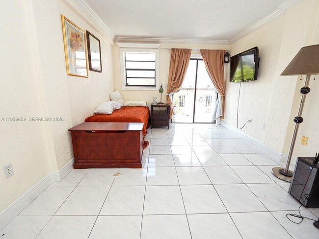 Photo - 130 S Shore Dr Unit 3C