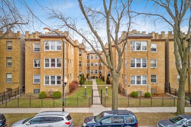 Building Photo - 5061 N Damen Ave Unit 1W Rental